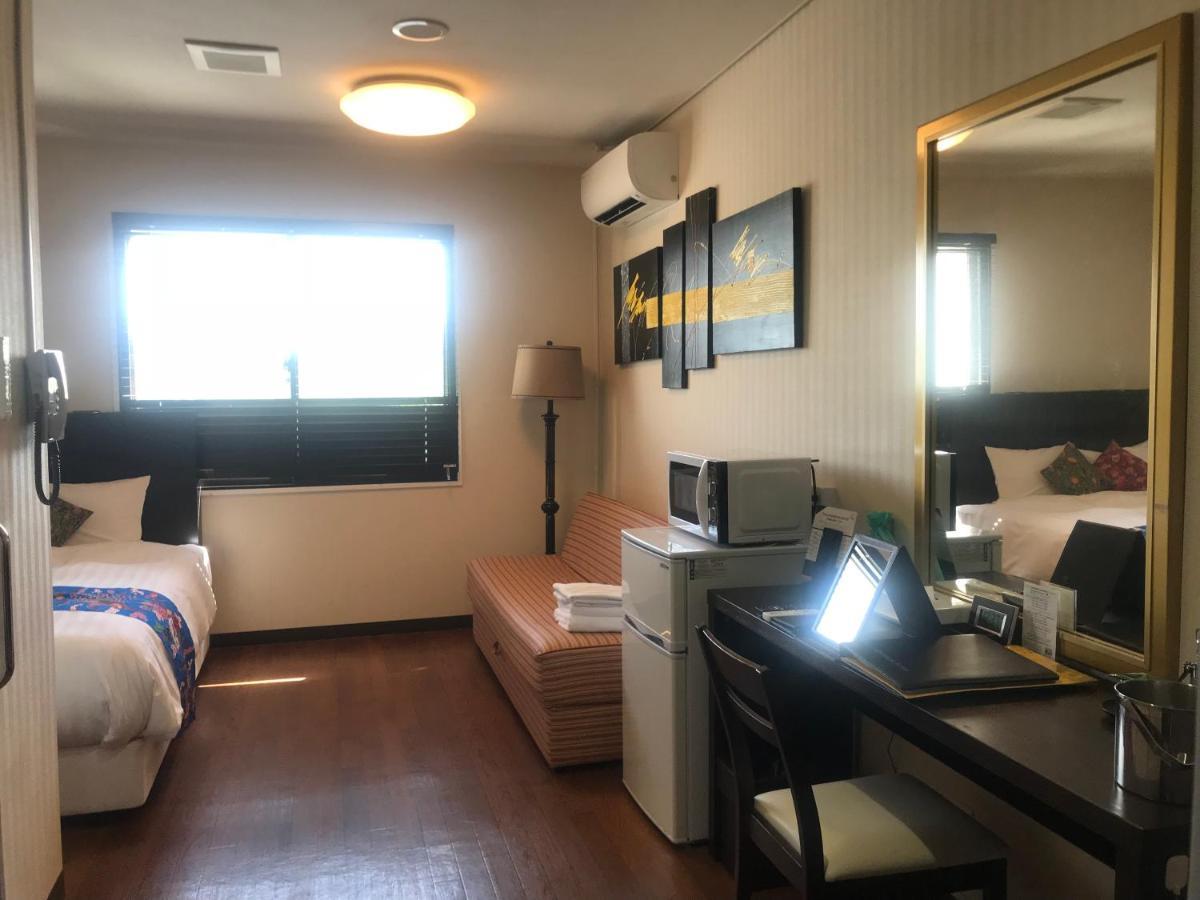 Phoenix Park Hotel Nago Dış mekan fotoğraf