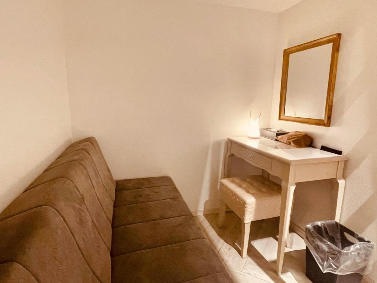 Phoenix Park Hotel Nago Dış mekan fotoğraf